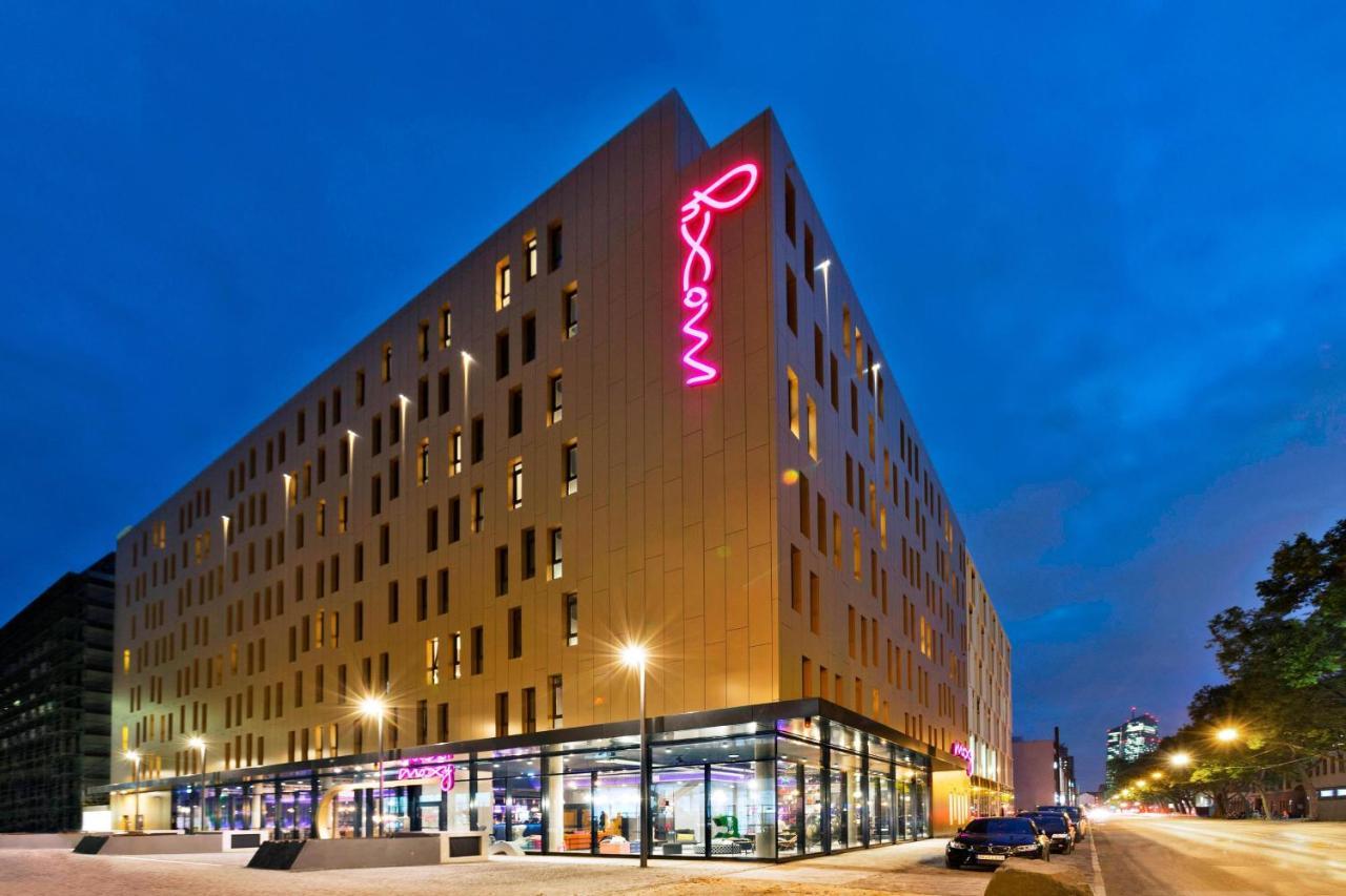 Moxy Frankfurt East Hotel Frankfurt am Main Exterior photo